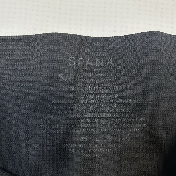 Spanx Leggings Womens Small Look At Me Now Seamless Black Camo - Picture 3 of 7